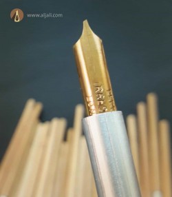 مقبض سلاية من الخشب والالمونيوم مقبض سلاية من الخشب والالمونيوم